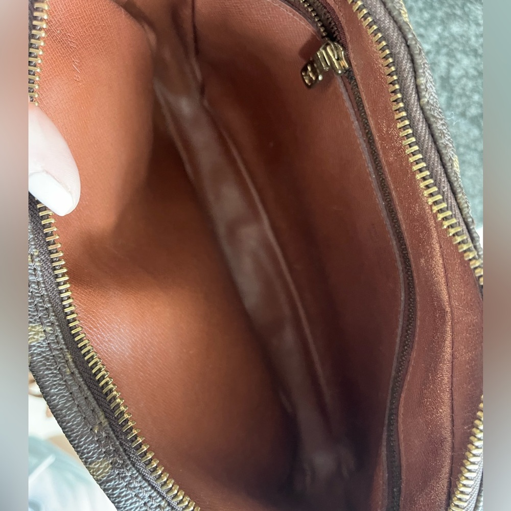 Vintage boho fringe Louis Vuitton shoulder bag - Picture 6 of 7